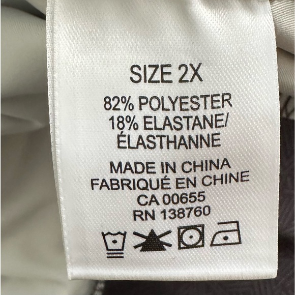 Active Zone Sport Crop Top - Picture 6 of 8